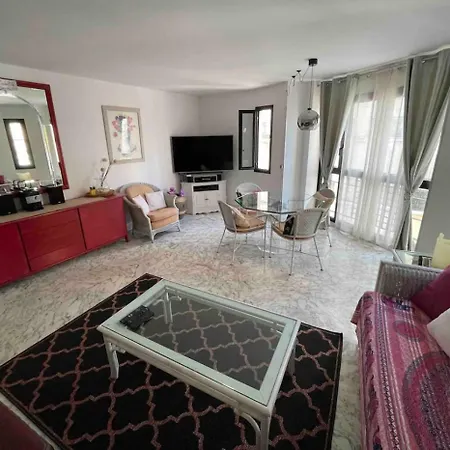 99 Rue D'antibes - Spacious & Chic *